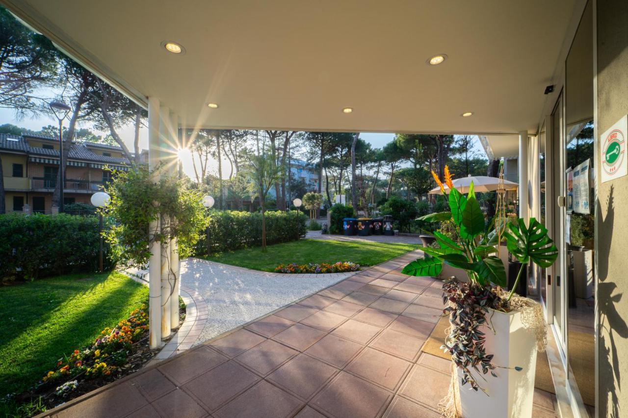 B&B Isabella Milano Marittima Exterior foto